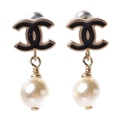 chanel earrings with black pearl